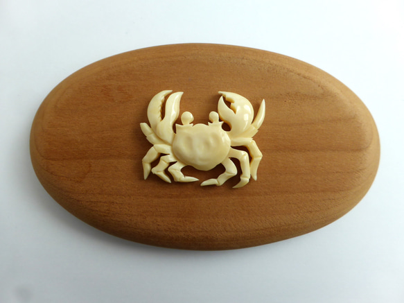 ナンタケットバスケット用　マッコウ鯨歯のオーナメント「Crab/蟹」 5枚目の画像