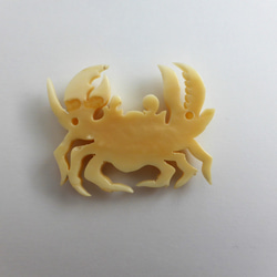 ナンタケットバスケット用　マッコウ鯨歯のオーナメント「Crab/蟹」 4枚目の画像