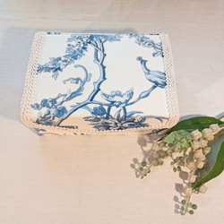 フランス製トワルドジュイ＊青い鳥の小箱カルトナージュ 1枚目の画像