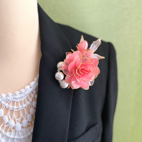 薔薇とパールのコサージュ《Pink》① *2way *ヘアクリップ 薔薇とパールのコサージュ《Pink》① *2way *ヘアクリップ