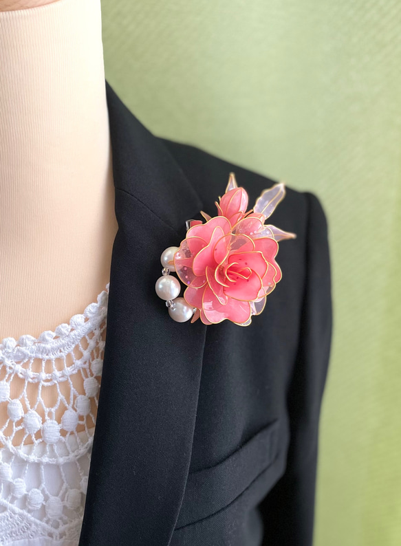 薔薇とパールのコサージュ《Pink》① ＊2way ＊ヘアクリップ