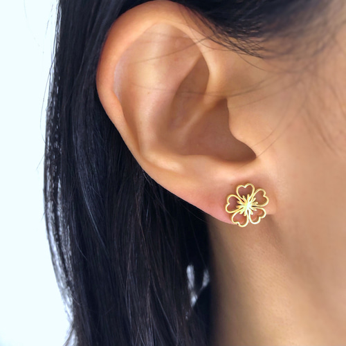 agete - アガット K10 透かし フープ ピアス レース 花びら