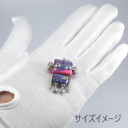 mic classic　ナチュラルモデル（国産材）　木と金属のロボットチャームキーホルダー 7枚目の画像