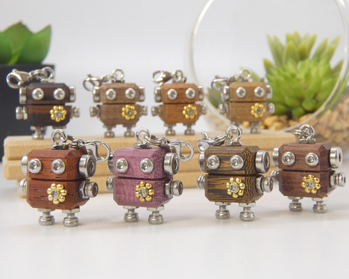 mic mini ナチュラルモデル（無塗装） ロボットキーホルダー