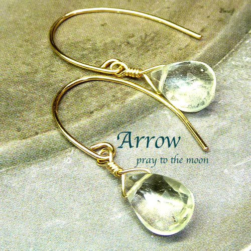 天然ガラスリビアングラスワイヤーラッピング ピアス14kgf