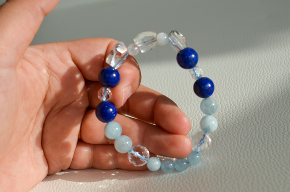ラフカット水晶の幸福をもたらす青色ブレスレット　ラピスラズリ　アクアマリン　ホワイトラブラドライト　水晶　 9枚目の画像