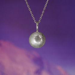 月と太陽のリバーシブルペンダント（K10 ダイヤモンド カラーストーン） 4枚目の画像
