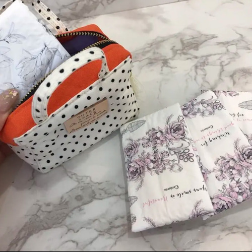 ミニボストンバッグ❤️グリーン/ミニバッグチャーム/ナプキンポーチ