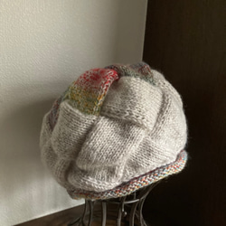 手編み　ぽってり可愛い　カラフルニット帽子　ケア帽子 2枚目の画像