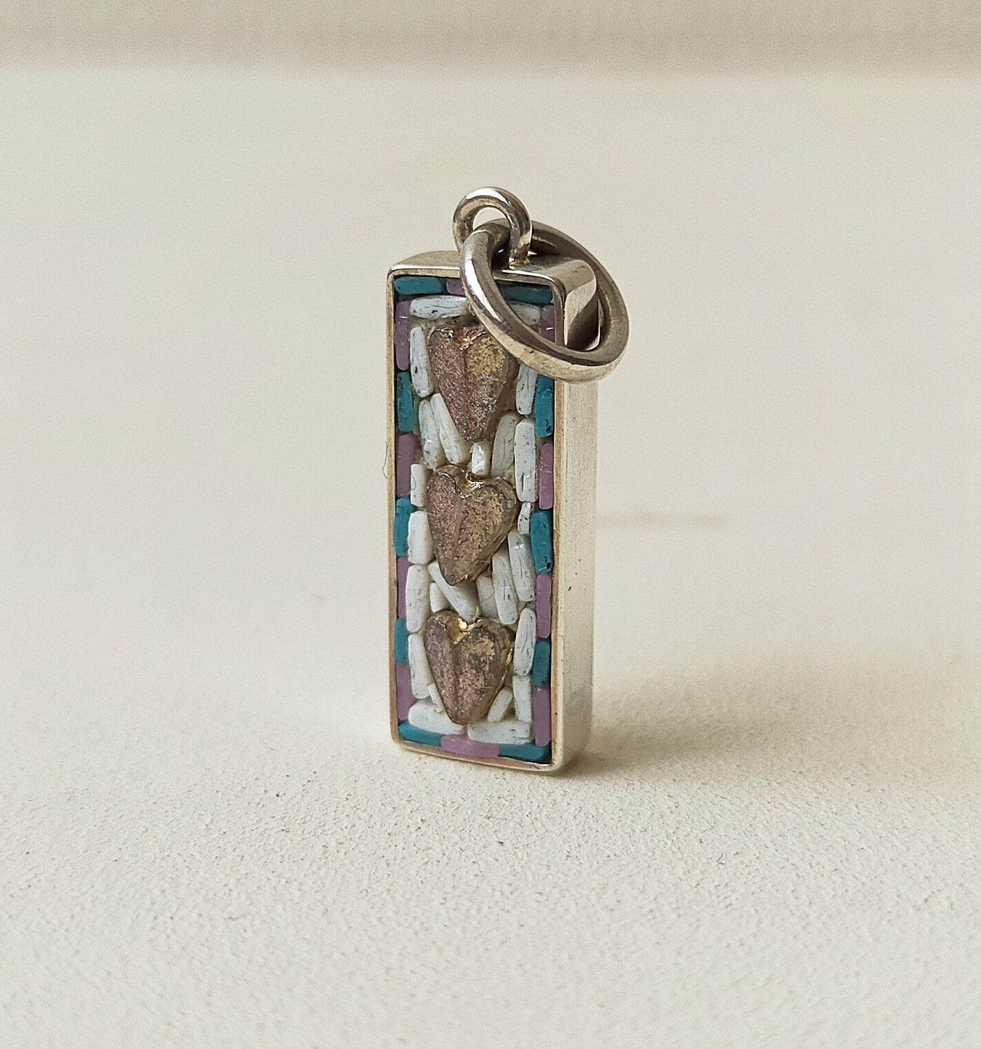 ハートのヴィンテージビーズのモザイクチャーム