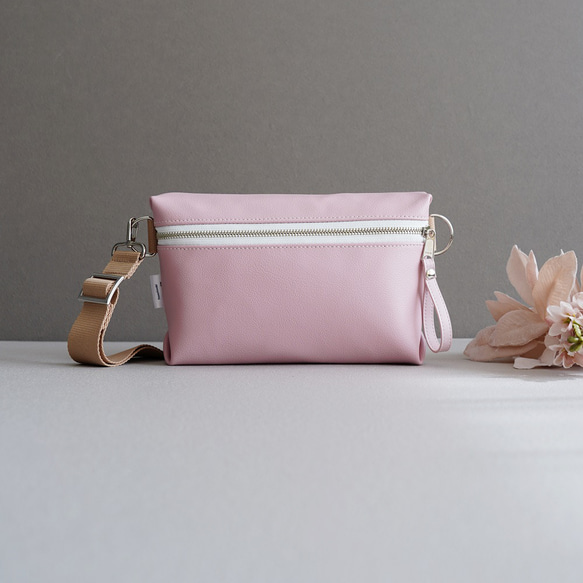 ショルダーバック　くすみピンク系 春 桜色ペールピンク ミニショルダーバッグ（M,Lサイズ）クロスボディ