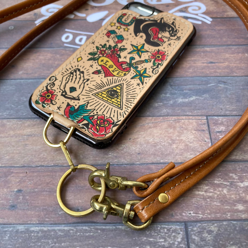 タトゥー×レザー】超個性的スマホケース アメトラ オールドスクール