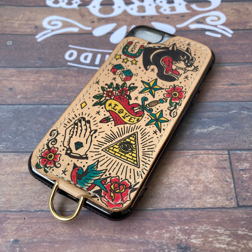 タトゥー×レザー】超個性的スマホケース アメトラ オールドスクール