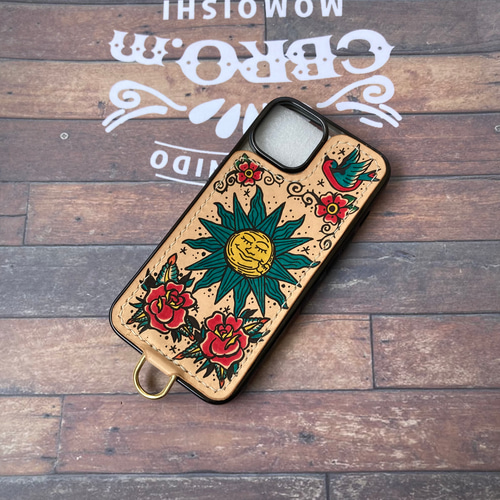 タトゥー×レザー】超個性的スマホケース アメトラ オールドスクール