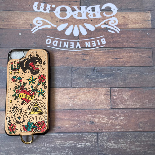 タトゥー×レザー】超個性的スマホケース アメトラ オールドスクール