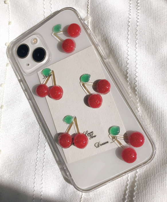 ぷっくりさくらんぼ　スマホケース iPhoneケースハンドメイド 3枚目の画像