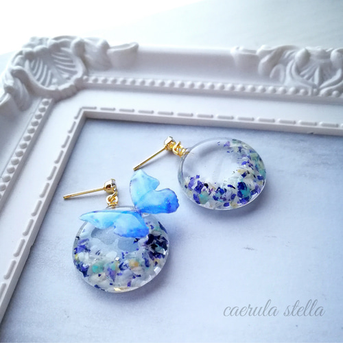 ピアス　ビジュー　水色　緑　黄緑　ビジューチャーム　蓄光　夜光　イヤリング ピアスビジュー水色緑黄緑ビジューチャーム蓄光夜光イヤリング