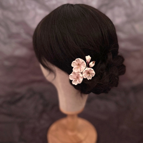 三輪桜の髪飾り 桜 コサージュ つまみ細工 七五三 浴衣 ピンク 着物