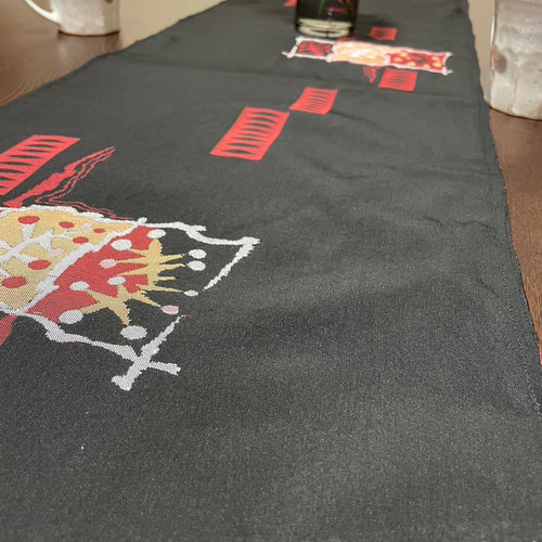 着物リメイク》テーブルランナー（リバーシブル） テーブルクロス rire