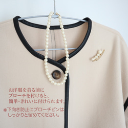 &lt;春季洋裝&gt;櫻花色珍珠曲線胸針+項鍊2件套 第19張的照片