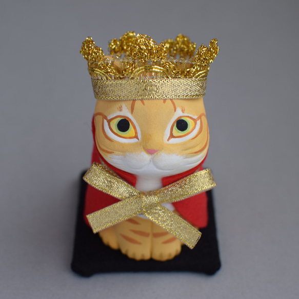 猫は王様①茶トラ 3枚目の画像