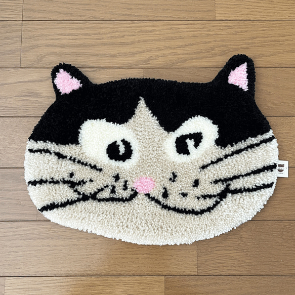 ★Nyan Rug★ 貓型毛茸茸的地毯墊 可以騎在上面，也可以裝飾它♪♪ 第3張的照片