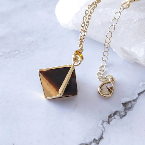 正八面体の天然石ネックレス アバロンシェルを添えて 4種類 ネックレス