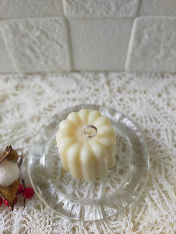【初出店価格】カヌレ アロマキャンドル バニラの香り 3枚目の画像