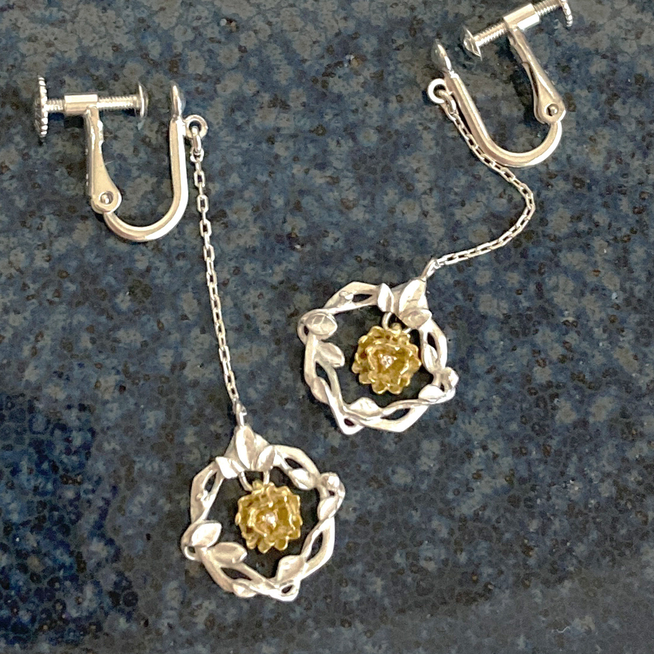 トレリスのモッコウバライヤリング