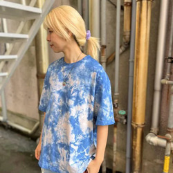 タイダイ染め　ビッグシルエット Tシャツ　Mサイズ　インディゴブルー×ベージュ　Hippies Dye HD21-27 4枚目の画像