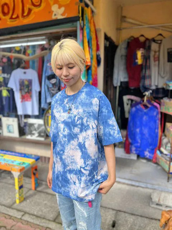 タイダイ染め　ビッグシルエット Tシャツ　Mサイズ　インディゴブルー×ベージュ　Hippies Dye HD21-27 5枚目の画像