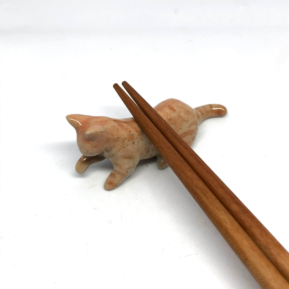 猫の箸置き三態（茶トラ）　猫グッズ　猫雑貨　茶トラ猫 2枚目の画像