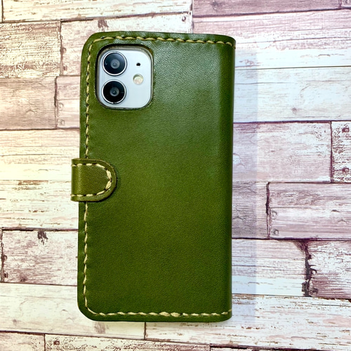 3枚ポケット付き 栃木レザーiPhoneケース オリーブ グリーン