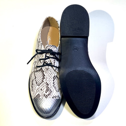 ◆2,000日圓折扣/促銷◆蛇紋男雙色鞋（x銀色） 時尚輕便，易於行走♪可半訂購 第5張的照片