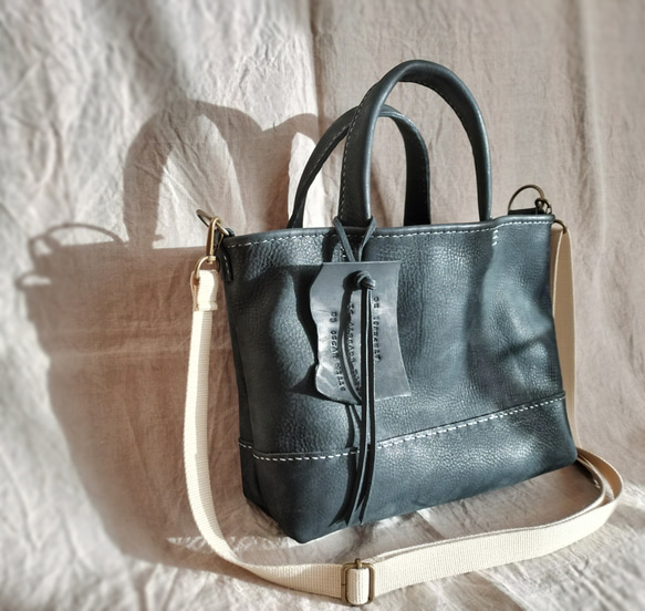 mainichi tote shoulder　黒　オイルヌメ（シュリンク） 2枚目の画像