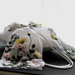 【新作ラッピング無料】　ガーデン刺繡のシルクのリボン　オートクチュール刺繡リングピロー 10枚目の画像