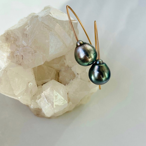 10％OFF】黒蝶真珠 14kgf バロックパールのマーキスピアス 南洋パール