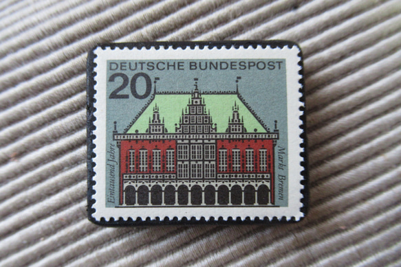 ドイツ　建築切手ブローチ9418 1枚目の画像