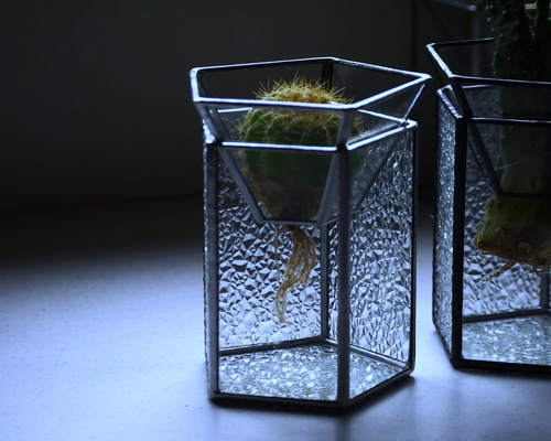 ステンドグラス 水耕栽培ケース 5角形 一輪挿し・花瓶・花器 koru