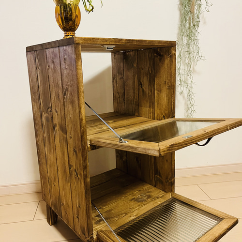 ウッドチェストモールガラス収納棚キッチンラック