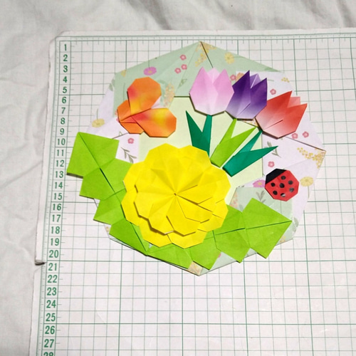 たんぽぽ・チューリップ・春リース・てんとう虫・折り紙・壁面飾り