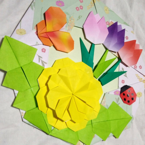 たんぽぽ・チューリップ・春リース・てんとう虫・折り紙・壁面飾り