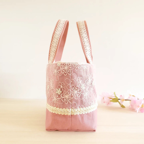 ハンドメイド 保冷バッグ レッスンバッグ 巾着 トートバッグ 花柄 保冷保温✻お花のランチバッグ✻ピンク トートバッグ ミレポワール