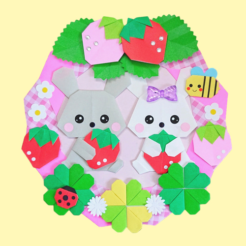 いちご　うさぎ　折り紙ハンドメイド　折り紙リース　折り紙メダル　メッセージカード 折り紙リース ✼ うさぎといちご リース naacraft 通販 17263100