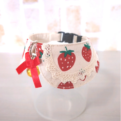 生成＊イチゴいっぱいの丸襟首輪   猫・犬用 2枚目の画像