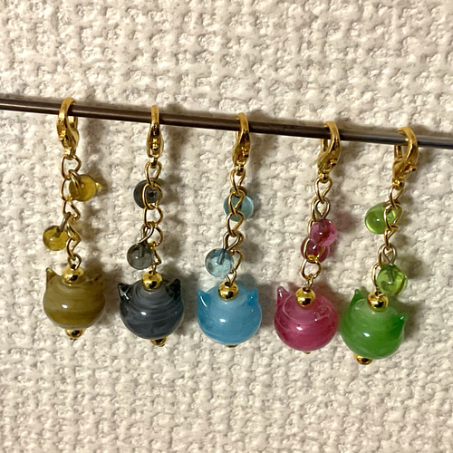 ぐでねこちゃんチャーム　さくらんぼ ぐでねこちゃんチャーム さくらんぼ アクセサリー