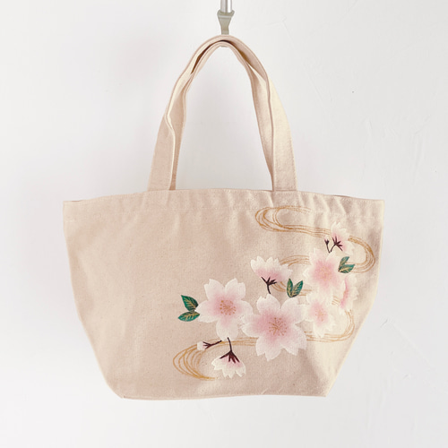 くじゃく柄　桜花柄袋帯リメイクトートバック2点 帯リメイクのトートバッグ トートバッグ 桜桃 通販 16756017