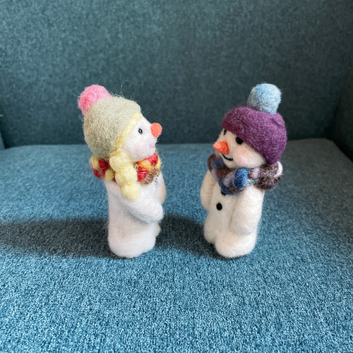 羊毛フェルト】にっこりかわいいお顔のスノーマン女の子/雪だるま