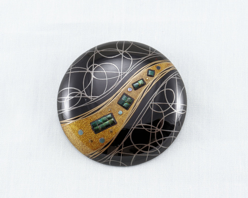 Ø*様 伝統工芸 K18WG刻印あり 蒔絵ペンダントトップ