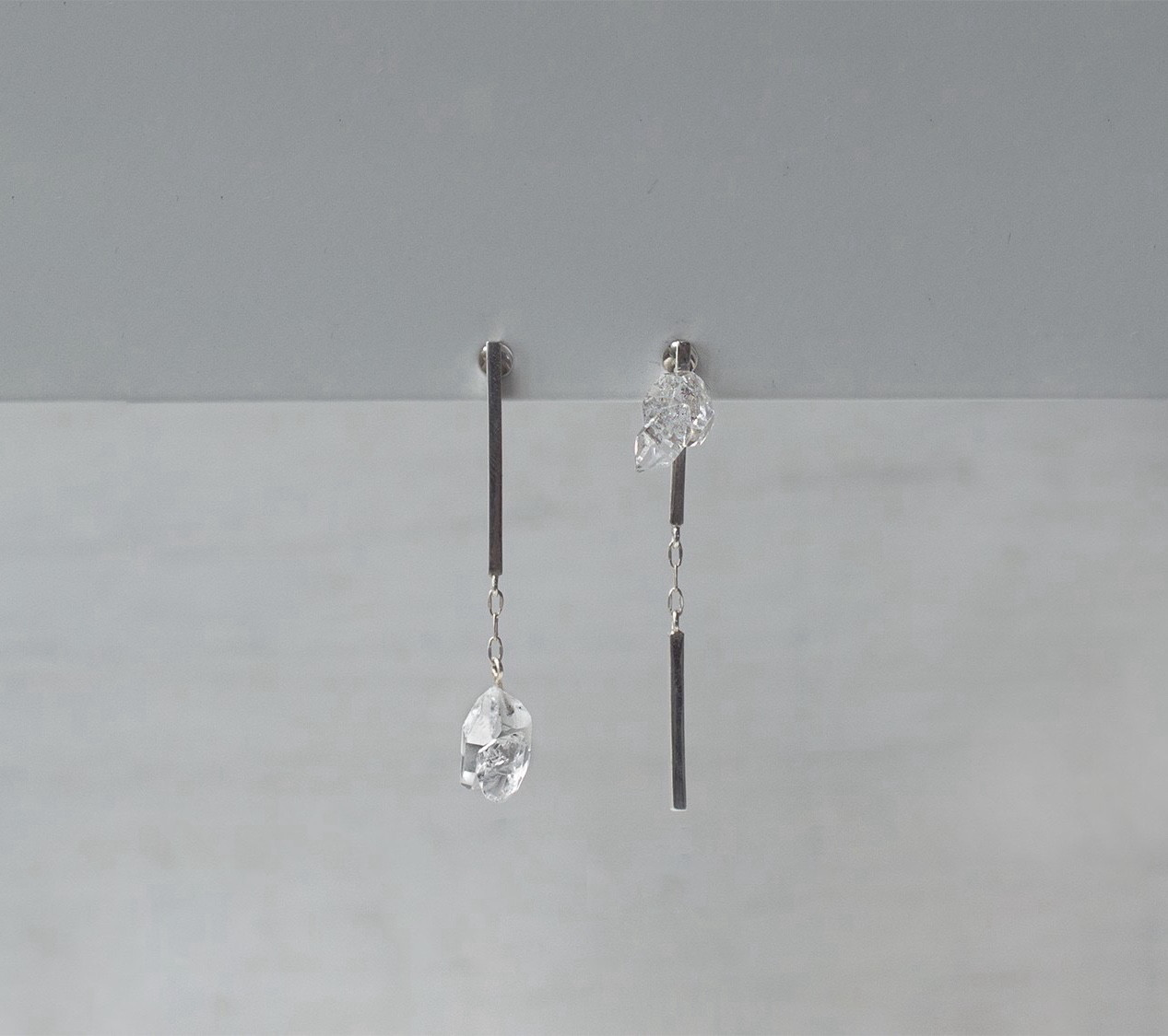 Straight line light  Pierced earrings